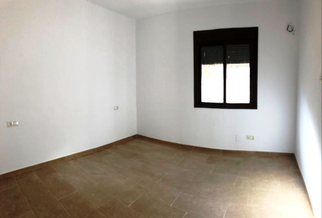 1 quarto Moradia para venda em Alhaurin de la Torre - 350 000 € (Ref: 5221870)