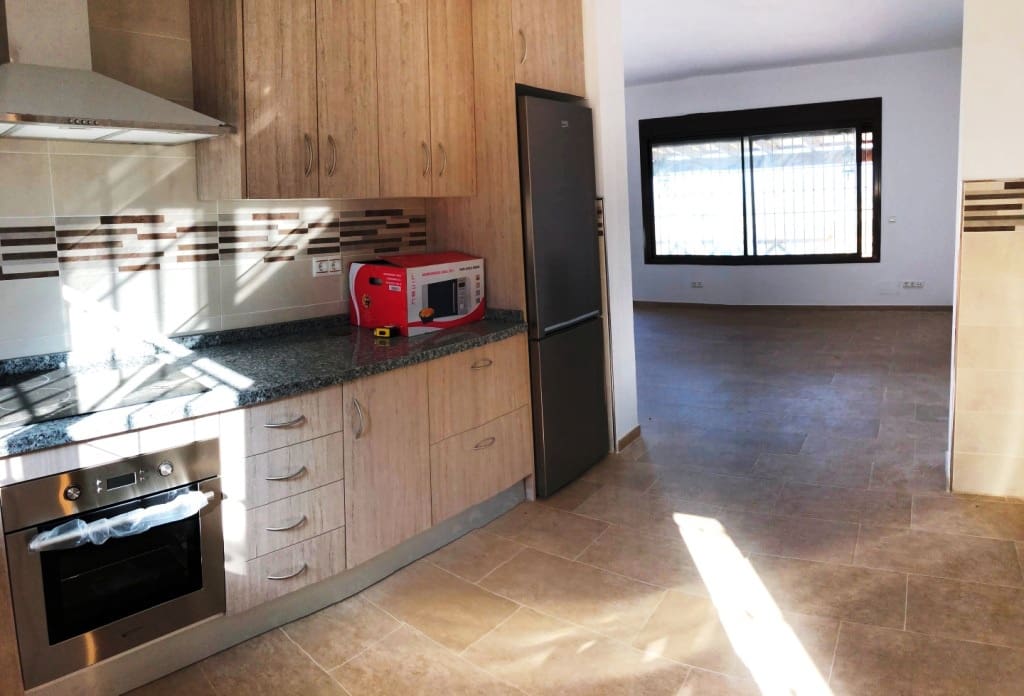 1 quarto Moradia para venda em Alhaurin de la Torre - 350 000 € (Ref: 5221870)