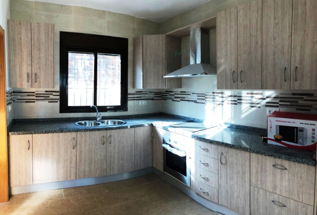 1 quarto Moradia para venda em Alhaurin de la Torre - 350 000 € (Ref: 5221870)