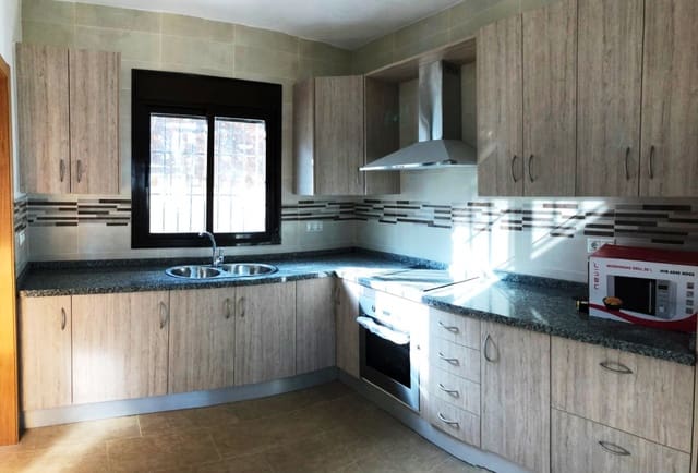 1 quarto Moradia para venda em Alhaurín de la Torre - 350 000 € (Ref: 5221870)