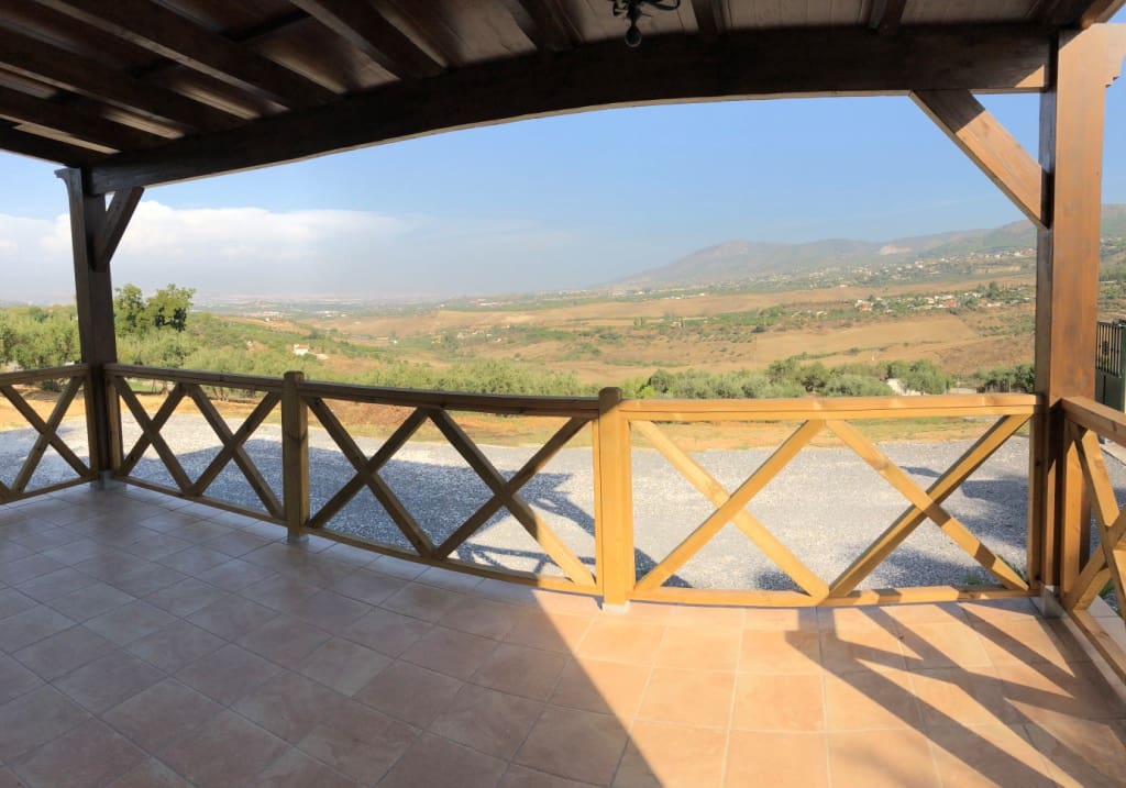 1 quarto Moradia para venda em Alhaurin de la Torre - 350 000 € (Ref: 5221870)