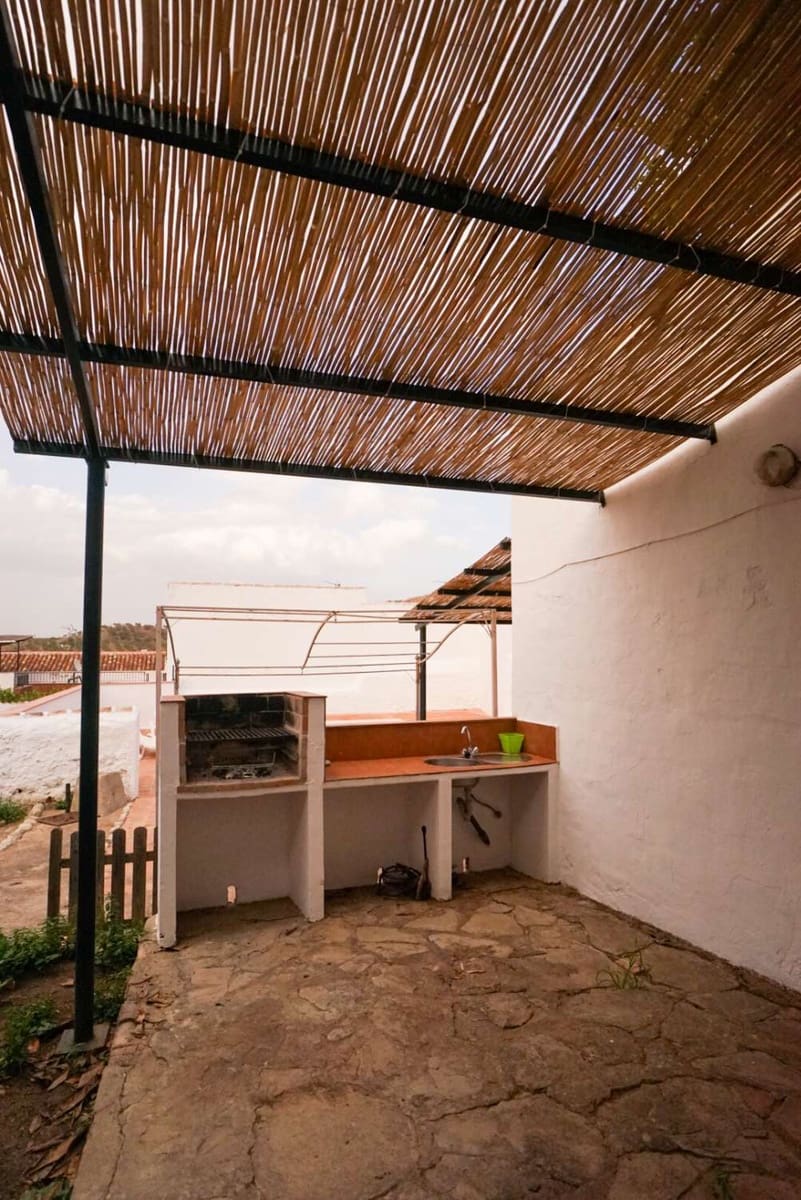 4 soveværelse Byhus til salg i Ardales med swimmingpool - € 375.000 (Ref: 5221951)