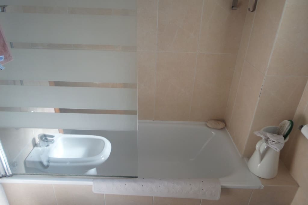 4 sypialnia Dom blizniak na sprzedaż w Alhaurin de la Torre z basenem - 550 000 € (Ref: 5221976)