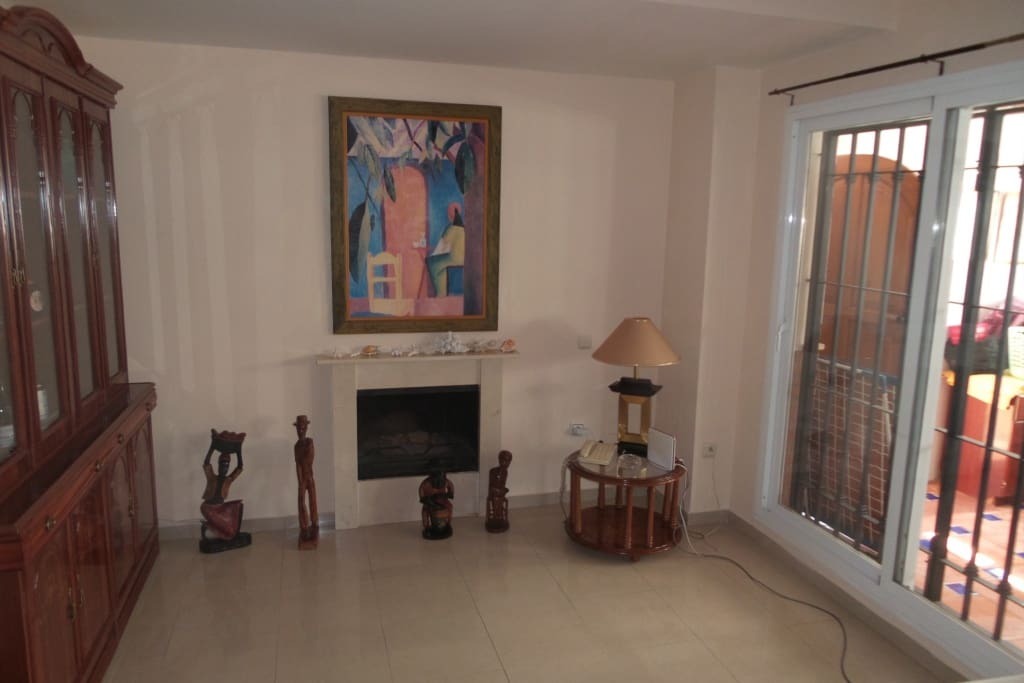 4 sypialnia Dom blizniak na sprzedaż w Alhaurin de la Torre z basenem - 550 000 € (Ref: 5221976)