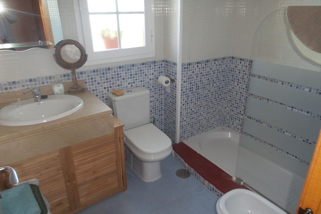 4 bedroom Semi-detached Villa for sale in Alhaurin de la Torre with pool - € 550,000 (Ref: 5221976)