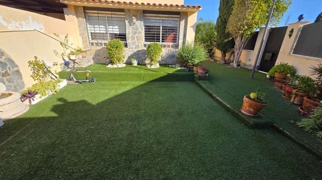 4 camera da letto Villetta Bifamiliare in vendita in Alhaurín de la Torre con piscina - 550.000 € (Rif: 5221976)