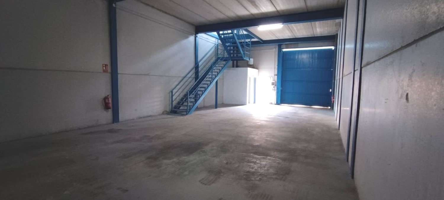 Azienda da affittare in Alhaurin de la Torre - 1.100 € (Rif: 5340540)
