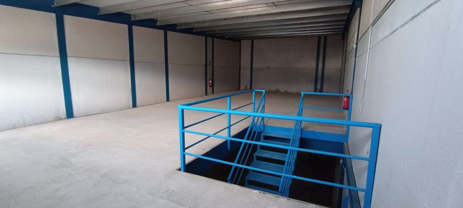 Azienda da affittare in Alhaurin de la Torre - 1.100 € (Rif: 5340540)