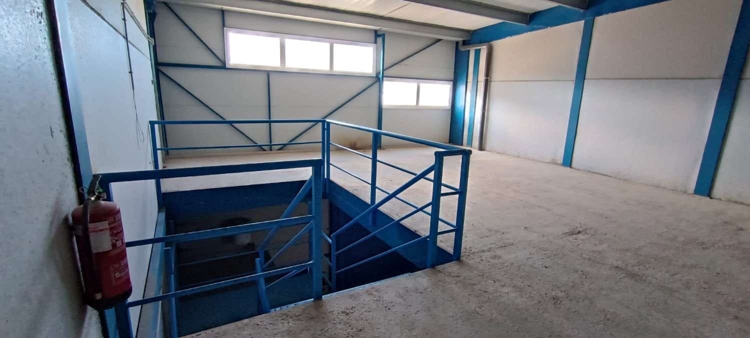 Azienda da affittare in Alhaurin de la Torre - 1.100 € (Rif: 5340540)