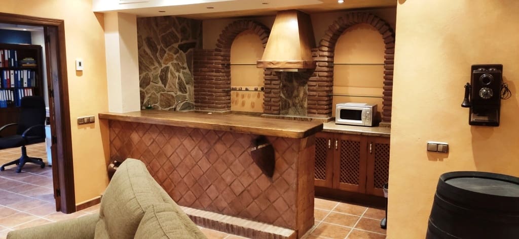 7 sypialnia Willa na sprzedaż w Coin z basenem - 990 000 € (Ref: 5353412)