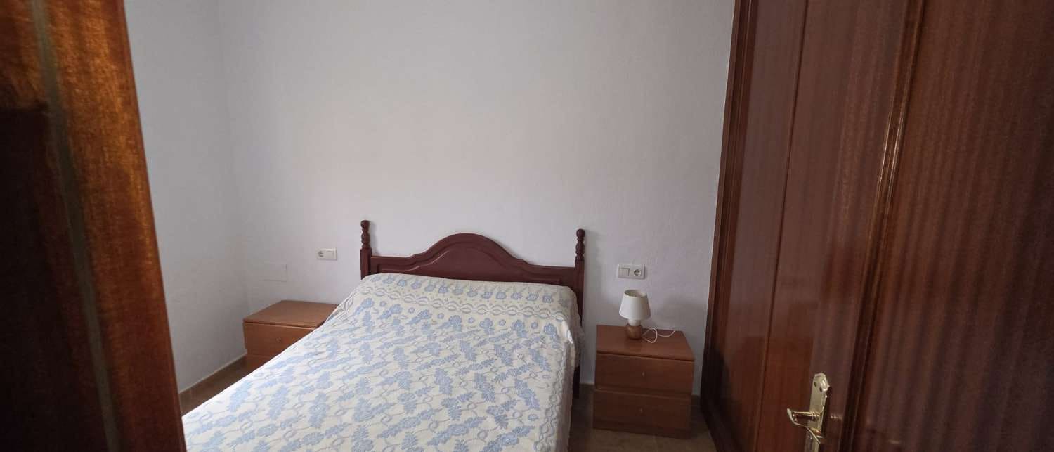 3 soverom Kjedet enebolig til leie i Alhaurin de la Torre med svømmebasseng garasje - € 1 750 (Ref: 5453168)