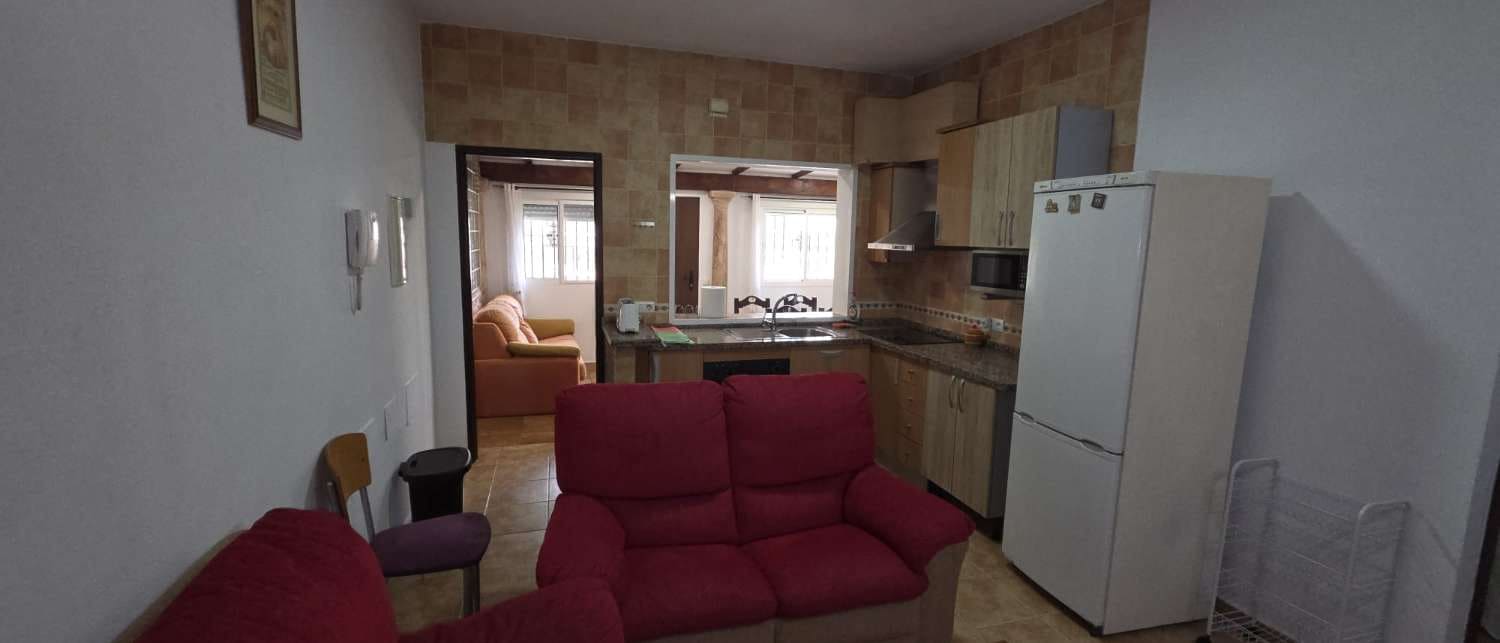 3 soverom Kjedet enebolig til leie i Alhaurin de la Torre med svømmebasseng garasje - € 1 750 (Ref: 5453168)