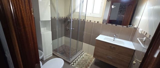 3 makuuhuone Paritalo vuokrattavana paikassa Alhaurín de la Torre mukana uima-altaan 
autotalli - 1 750 € (Ref: 5453168)