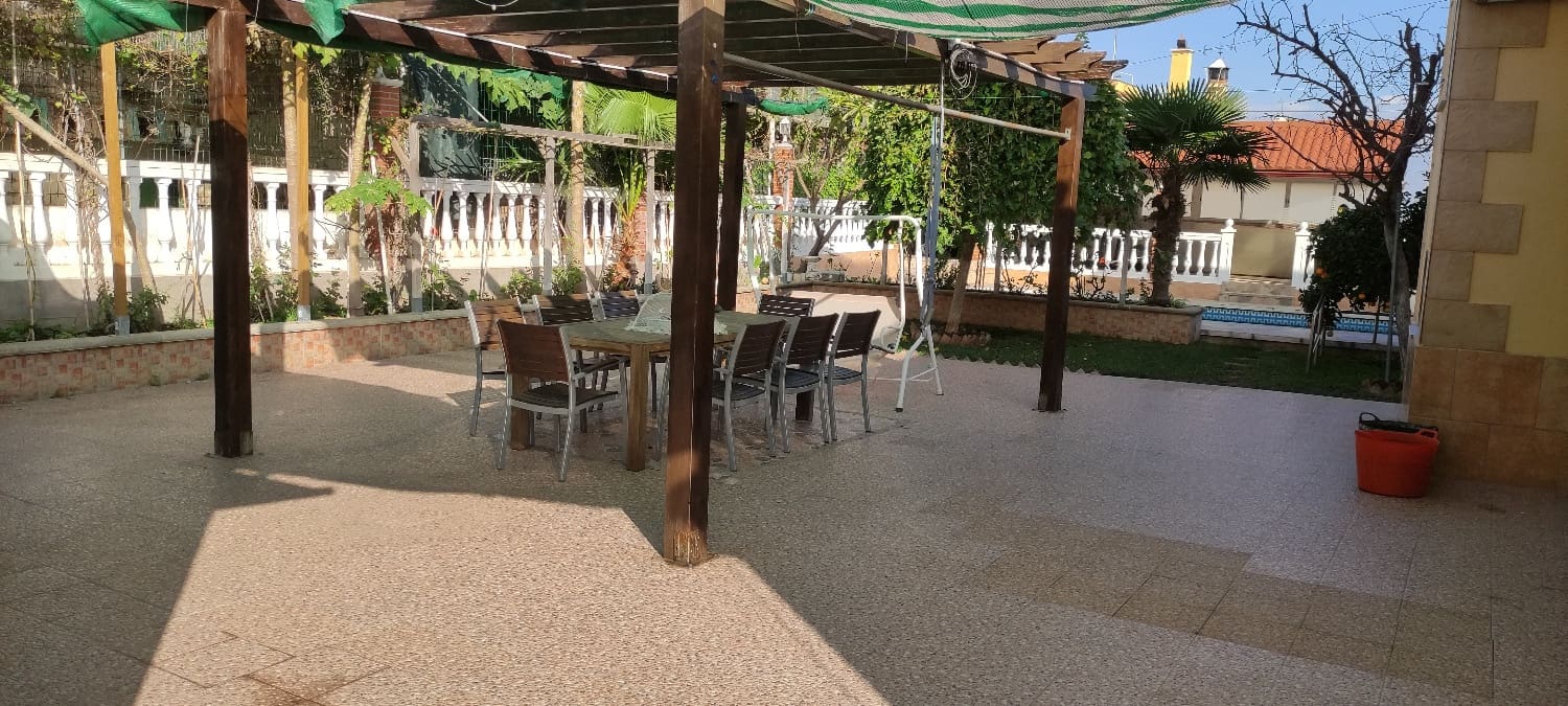 9 soveværelse Villa til salg i Alhaurin de la Torre med swimmingpool garage - € 700.000 (Ref: 5719069)