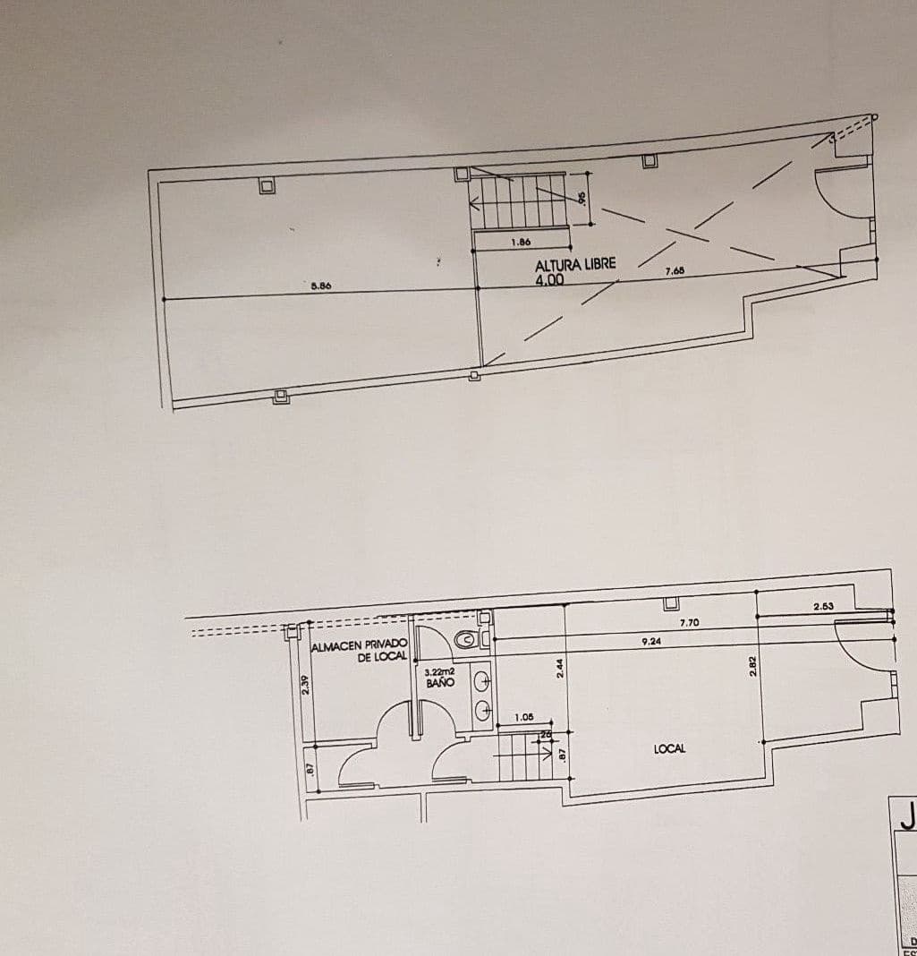 Kommersiell til salgs i Malaga by - € 850 000 (Ref: 5974839)