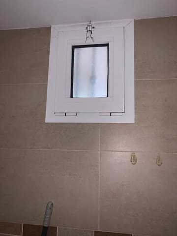 Commercial for sale in Alhaurín de la Torre - € 100,000 (Ref: 6013585)