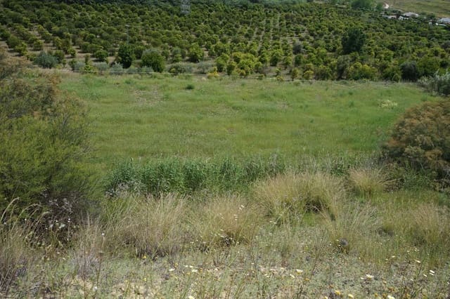 Finca/Landehus til salg i Cártama - € 300.000 (Ref: 6066330)