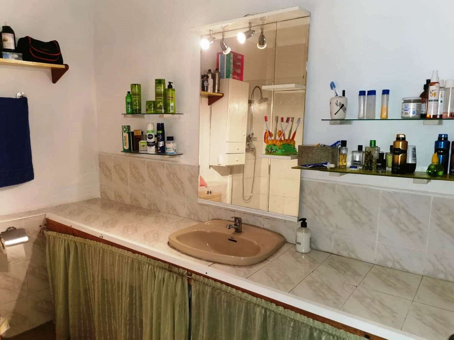 6 camera da letto Villa in vendita in Alhaurin de la Torre con piscina - 450.000 € (Rif: 6083992)