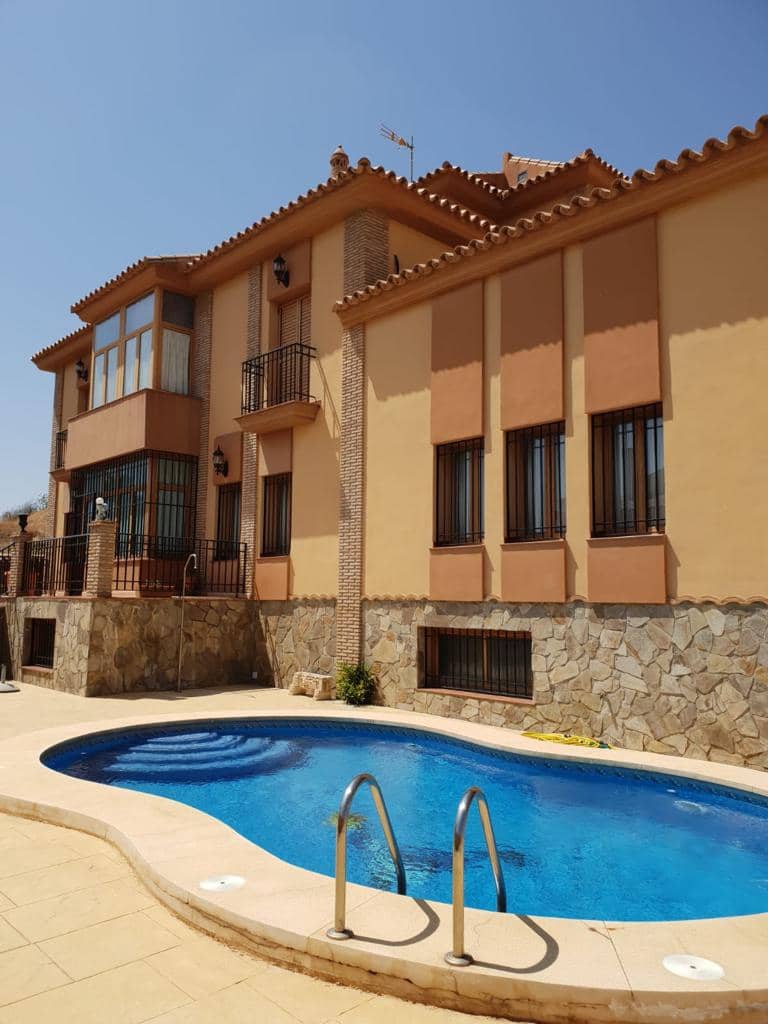 4 soverom Villa til salgs i Estacion de Cartama med svømmebasseng - € 1 390 000 (Ref: 6600829)