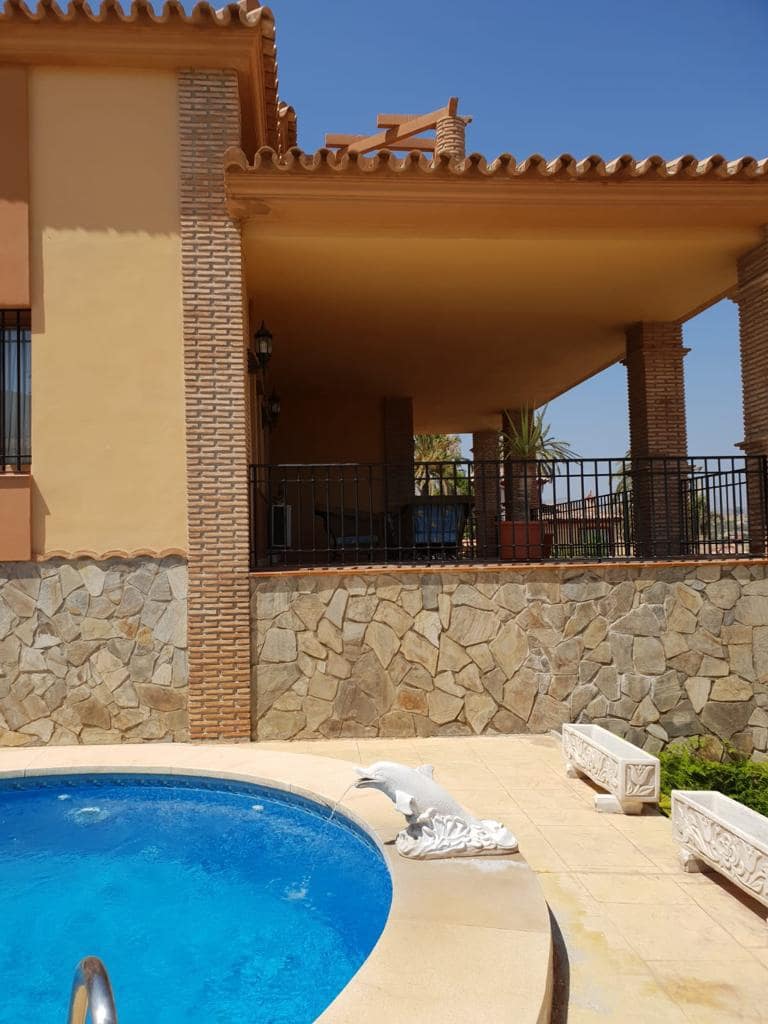 4 soverom Villa til salgs i Estacion de Cartama med svømmebasseng - € 1 390 000 (Ref: 6600829)