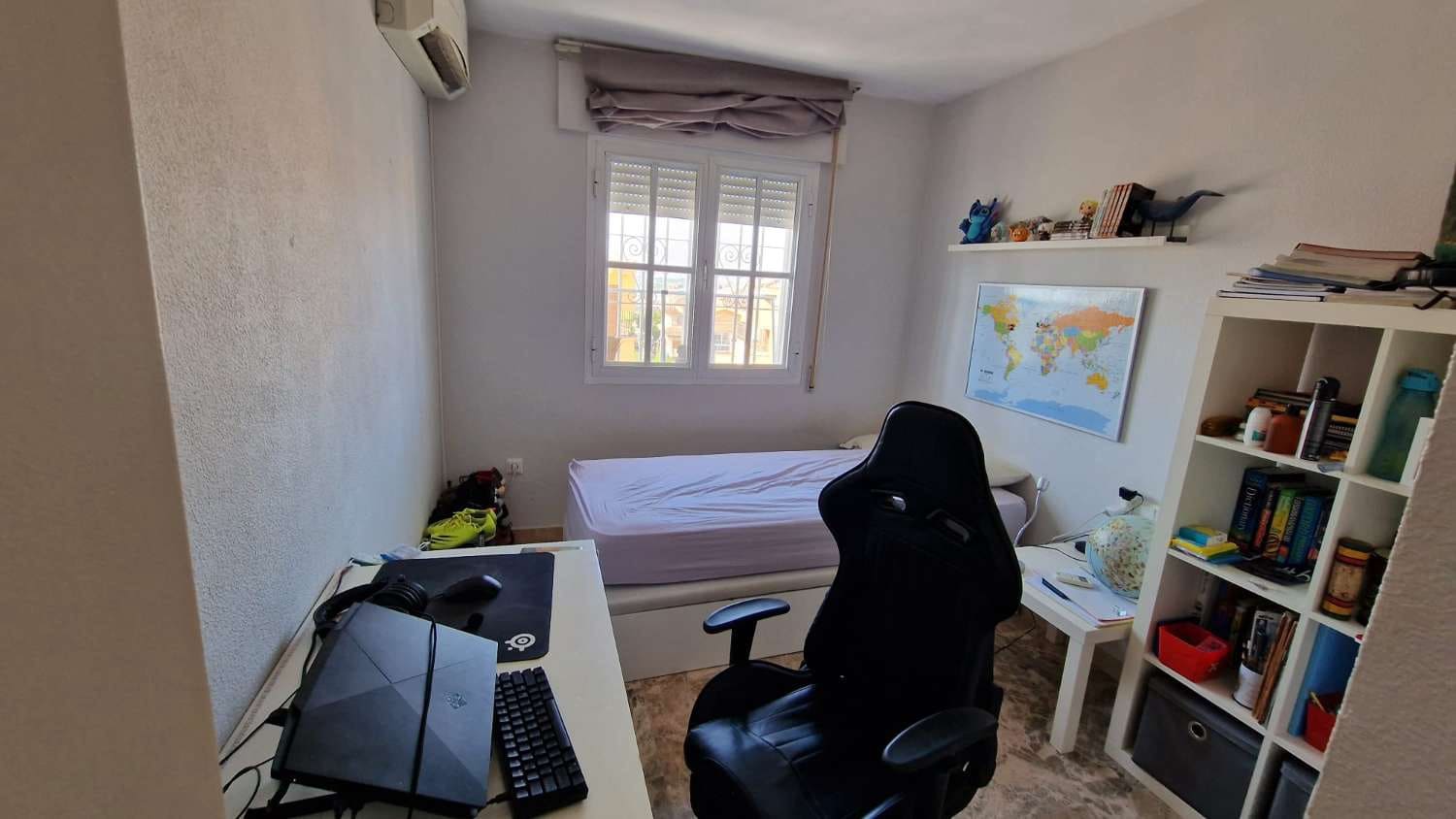 3 makuuhuone Paritalo vuokrattavana paikassa Alhaurin de la Torre mukana uima-altaan 
autotalli - 1 900 € (Ref: 6974264)