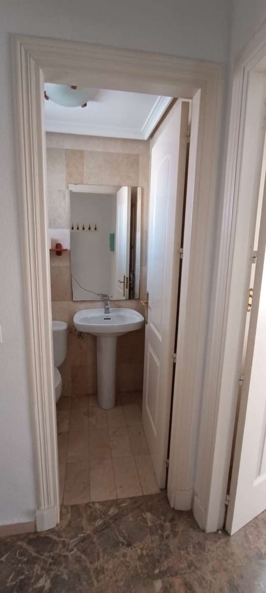 3 makuuhuone Paritalo vuokrattavana paikassa Alhaurin de la Torre mukana uima-altaan 
autotalli - 1 900 € (Ref: 6974264)