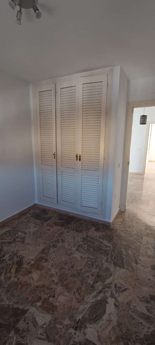 3 makuuhuone Paritalo vuokrattavana paikassa Alhaurin de la Torre mukana uima-altaan 
autotalli - 1 900 € (Ref: 6974264)