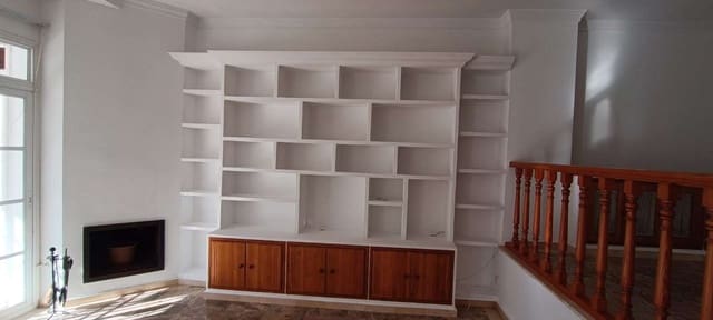 3 makuuhuone Paritalo vuokrattavana paikassa Alhaurín de la Torre mukana uima-altaan 
autotalli - 1 900 € (Ref: 6974264)