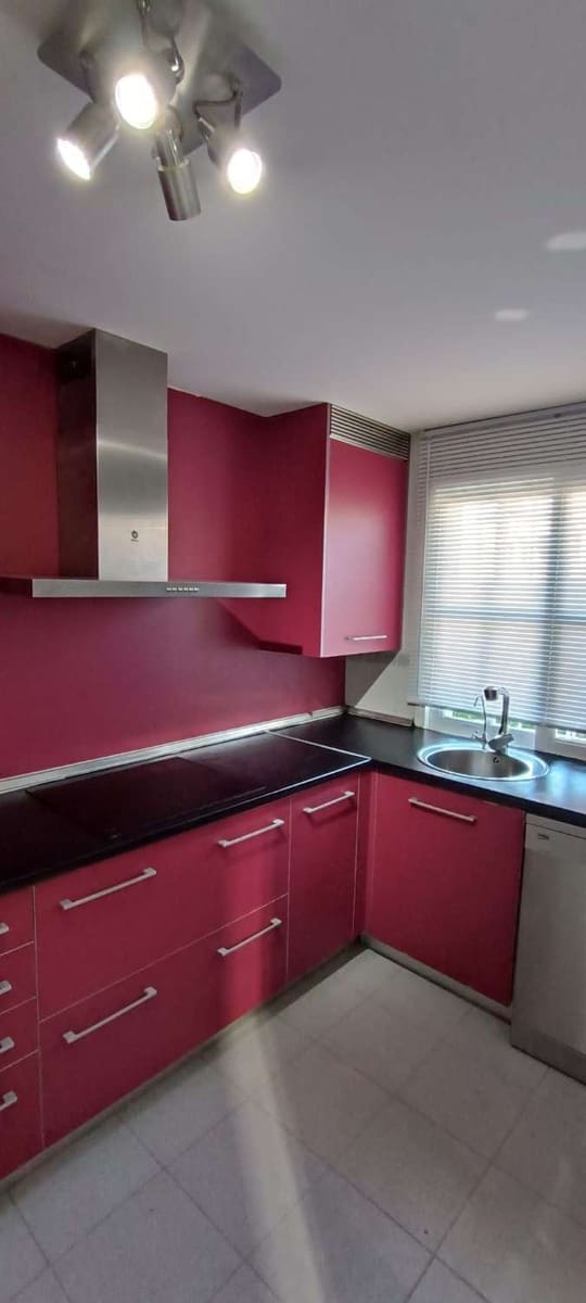3 makuuhuone Paritalo vuokrattavana paikassa Alhaurin de la Torre mukana uima-altaan 
autotalli - 1 900 € (Ref: 6974264)