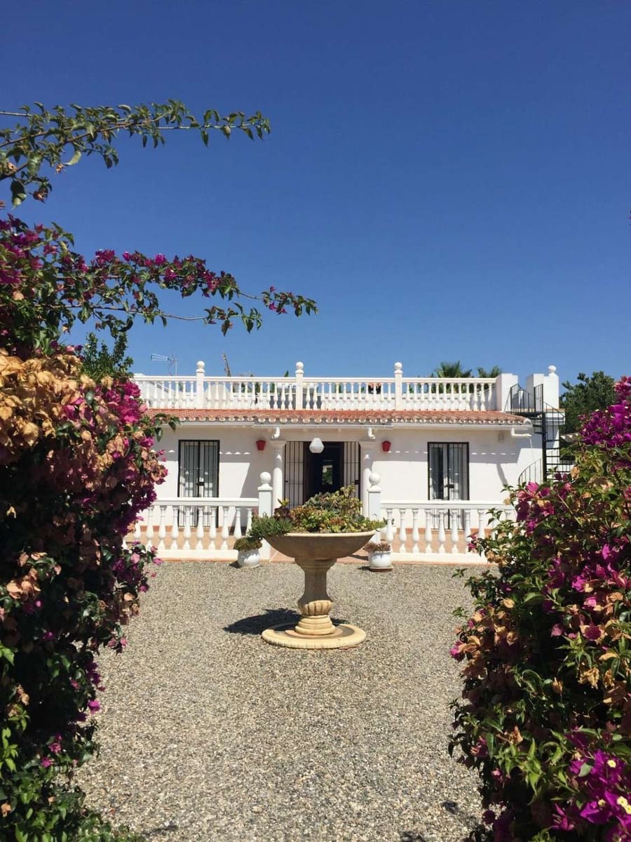 7 soveværelse Villa til salg i Alhaurin de la Torre med swimmingpool - € 530.000 (Ref: 7215893)