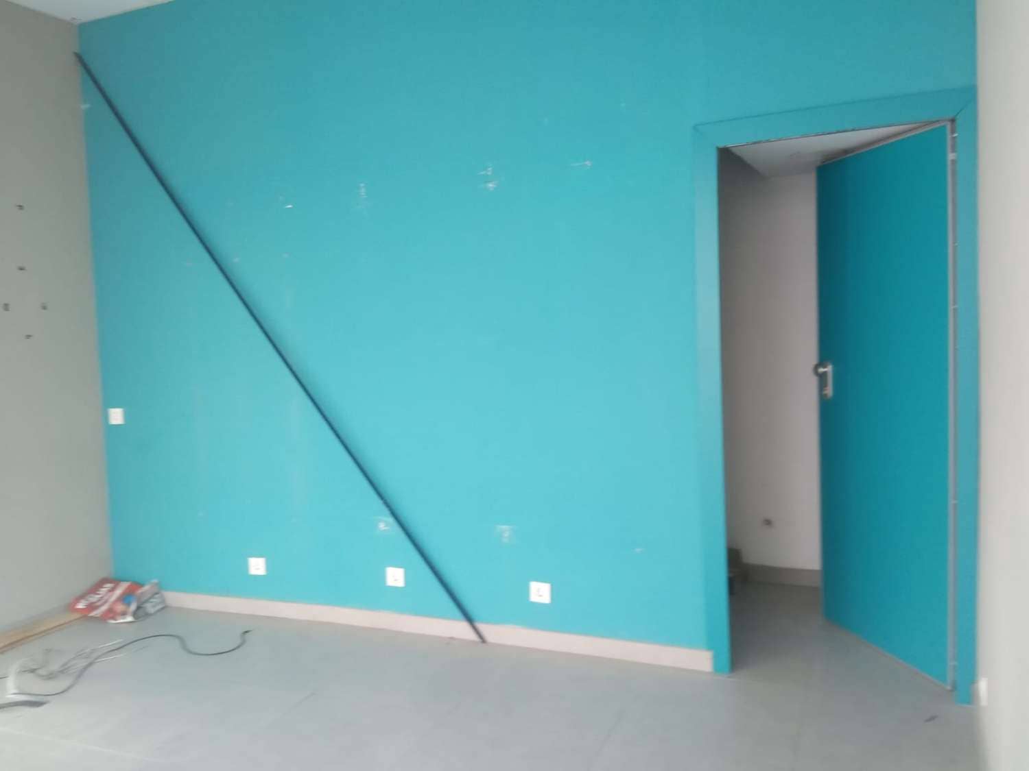 Erhverv til salg i Alhaurin de la Torre - € 230.000 (Ref: 7284952)