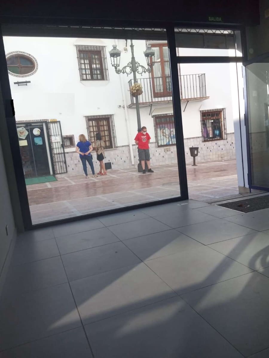 Erhverv til salg i Alhaurin de la Torre - € 230.000 (Ref: 7284952)