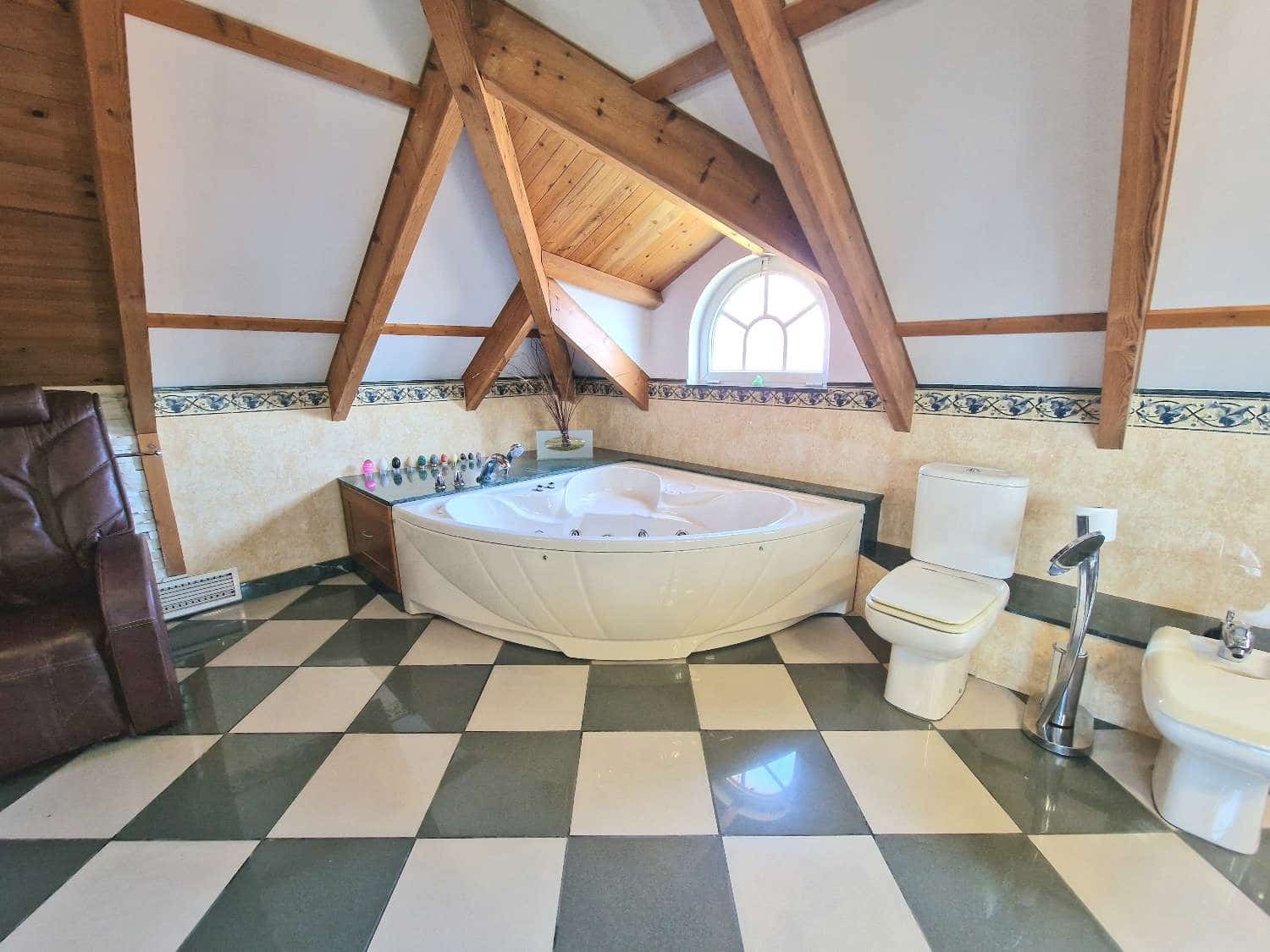 4 Zimmer Villa zu verkaufen in Mijas mit Pool - 850.000 € (Ref: 7396758)