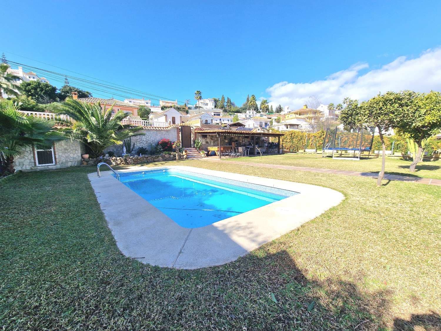 4 Zimmer Villa zu verkaufen in Mijas mit Pool - 850.000 € (Ref: 7396758)