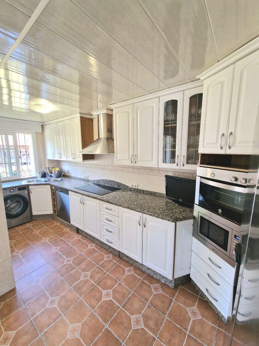 4 Zimmer Villa zu verkaufen in Mijas mit Pool - 850.000 € (Ref: 7396758)