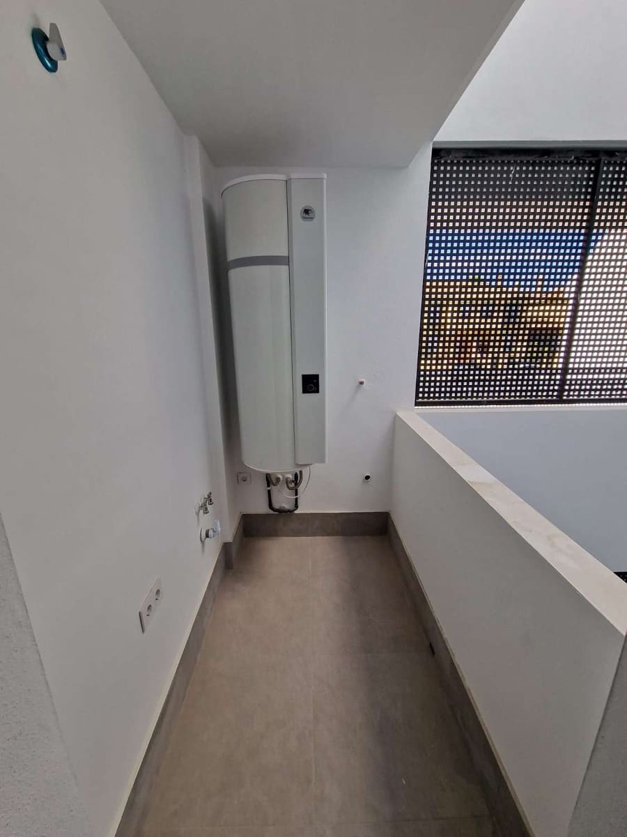 2 soveværelse Lejlighed til leje i Alhaurin de la Torre med garage - € 1.200 (Ref: 7827377)