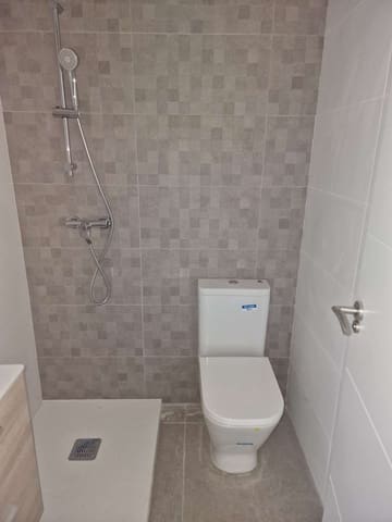 Appartement de 2 chambres à louer à Alhaurín de la Torre avec garage - 1 200 € (Ref: 7827377)
