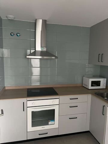 2 bedroom Flat for rent in Alhaurín de la Torre - € 1,200 (Ref: 7827377)