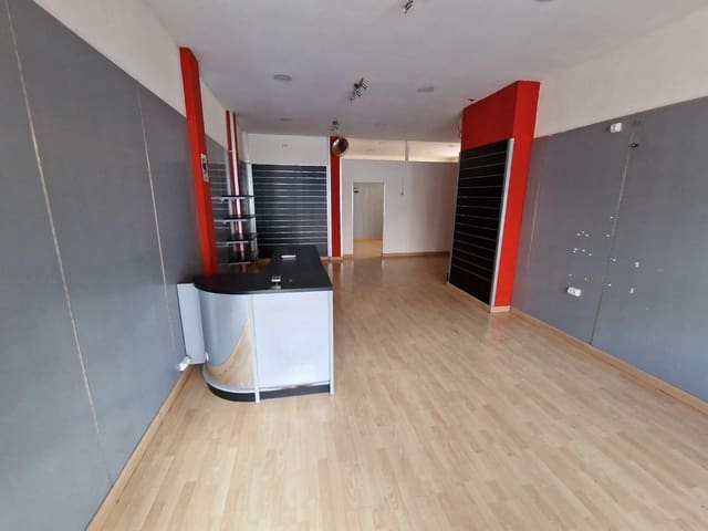 Commercial for sale in Alhaurín de la Torre - € 180,000 (Ref: 7837589)