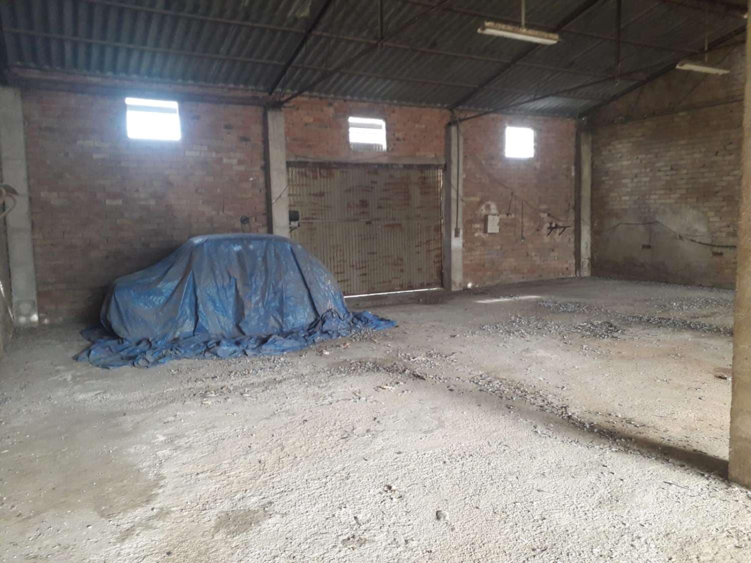 Rakentamaton maa myytävänä paikassa Coin - 248 000 € (Ref: 7957321)