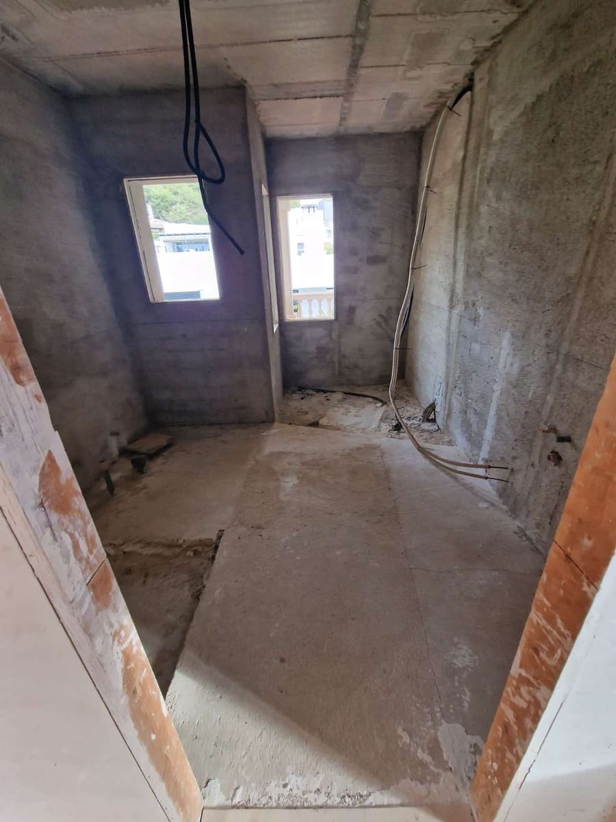 6 bedroom Villa for sale in Mijas with pool - € 1,100,000 (Ref: 7971111)