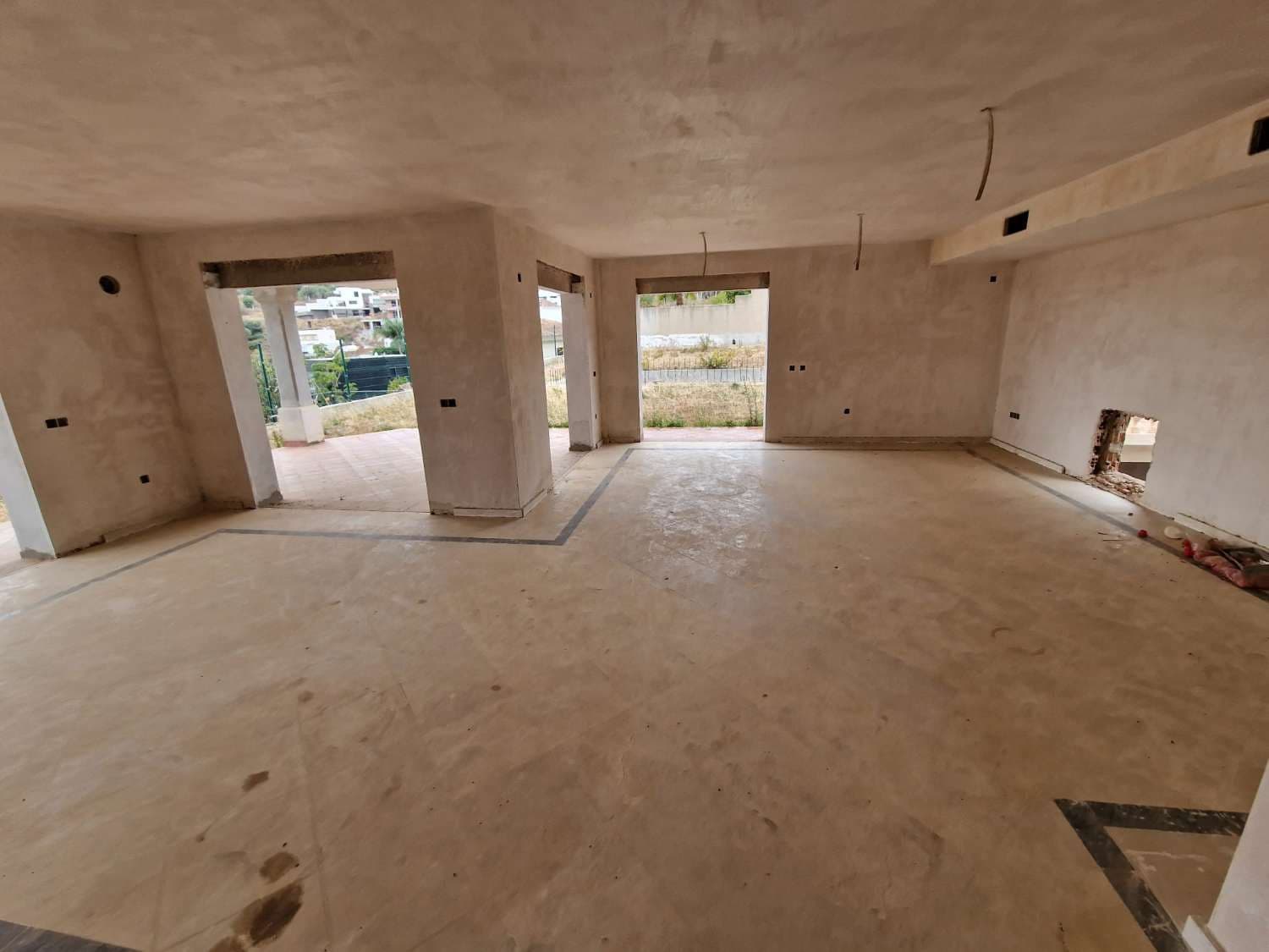 6 bedroom Villa for sale in Mijas with pool - € 1,100,000 (Ref: 7971111)