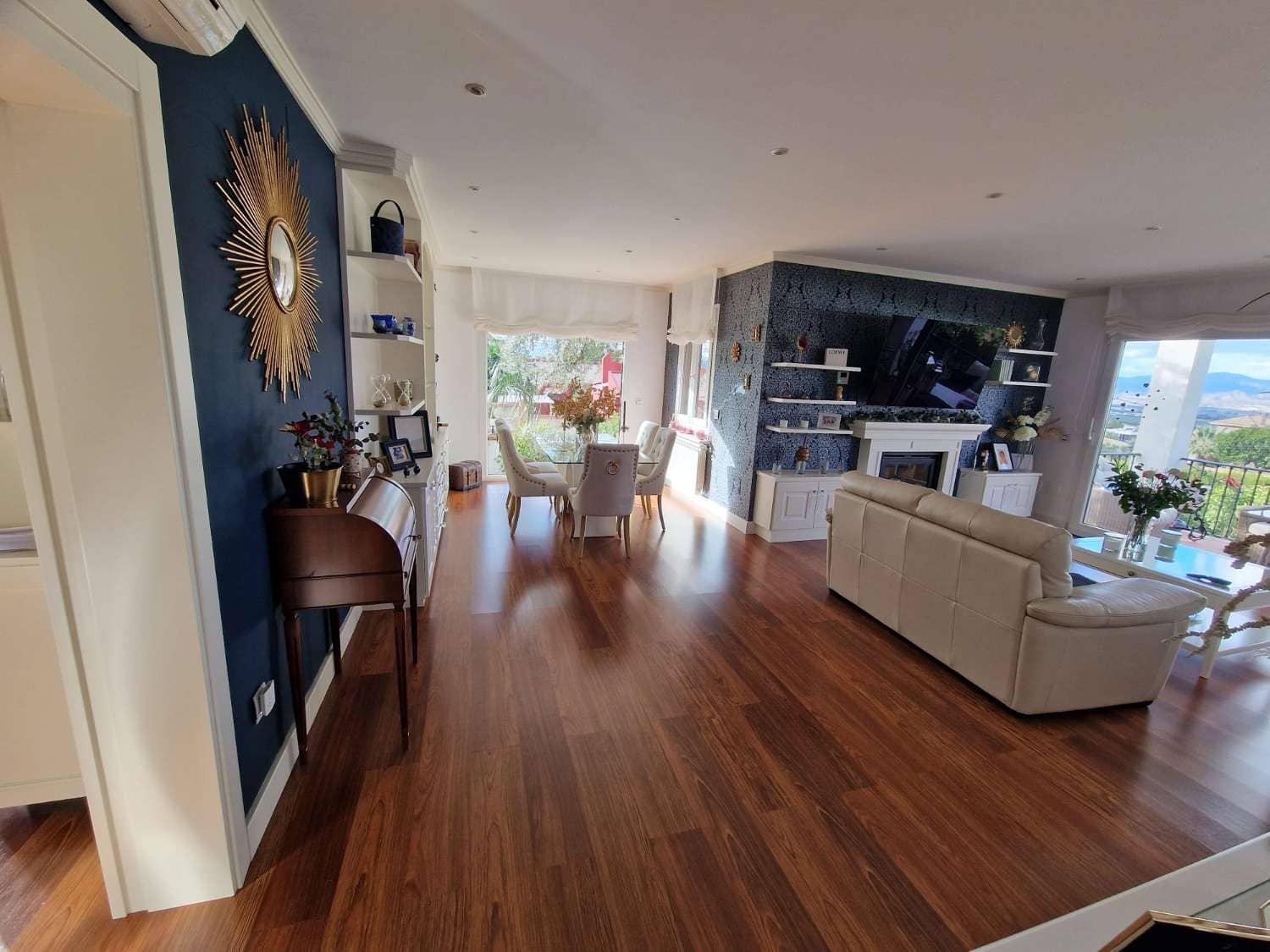 3 soveværelse Villa til salg i Alhaurin de la Torre med swimmingpool - € 850.000 (Ref: 8123233)