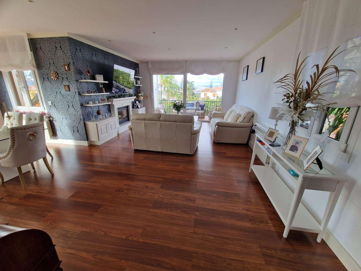 3 soveværelse Villa til salg i Alhaurin de la Torre med swimmingpool - € 850.000 (Ref: 8123233)