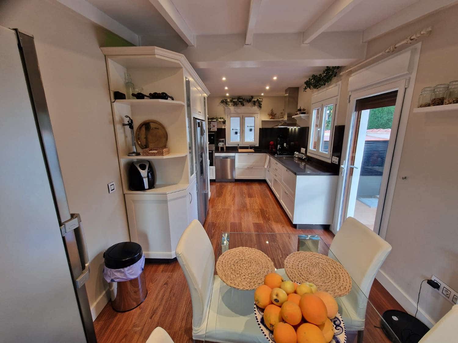 3 soveværelse Villa til salg i Alhaurin de la Torre med swimmingpool - € 850.000 (Ref: 8123233)