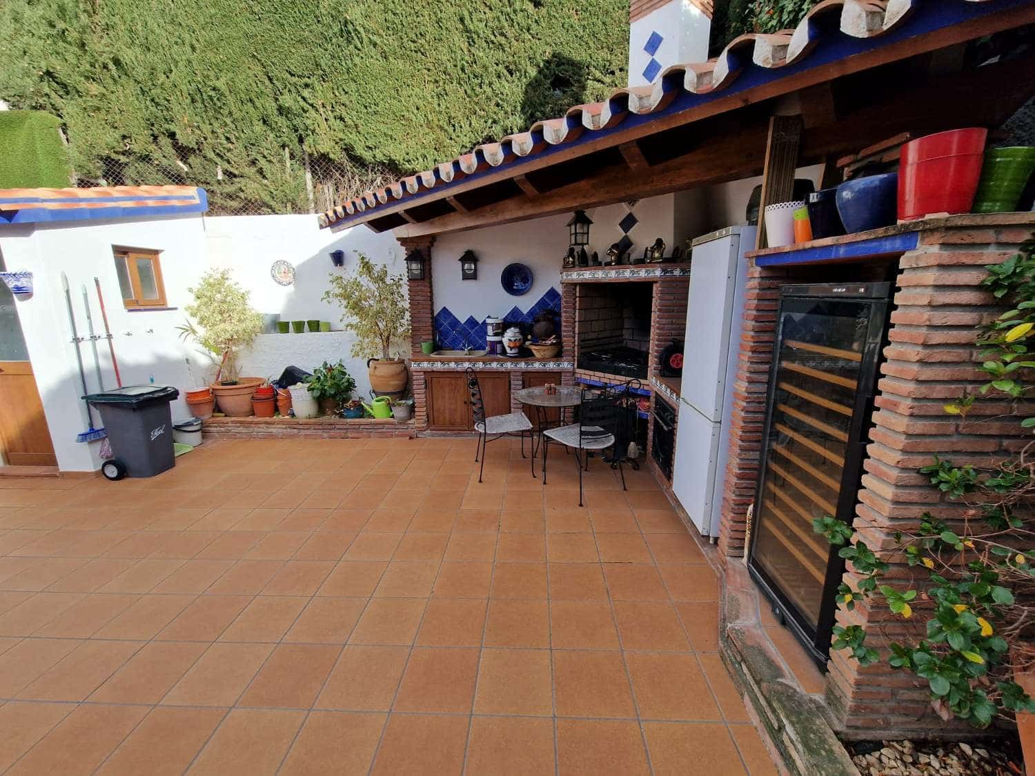 3 soveværelse Villa til salg i Alhaurin de la Torre med swimmingpool - € 850.000 (Ref: 8123233)