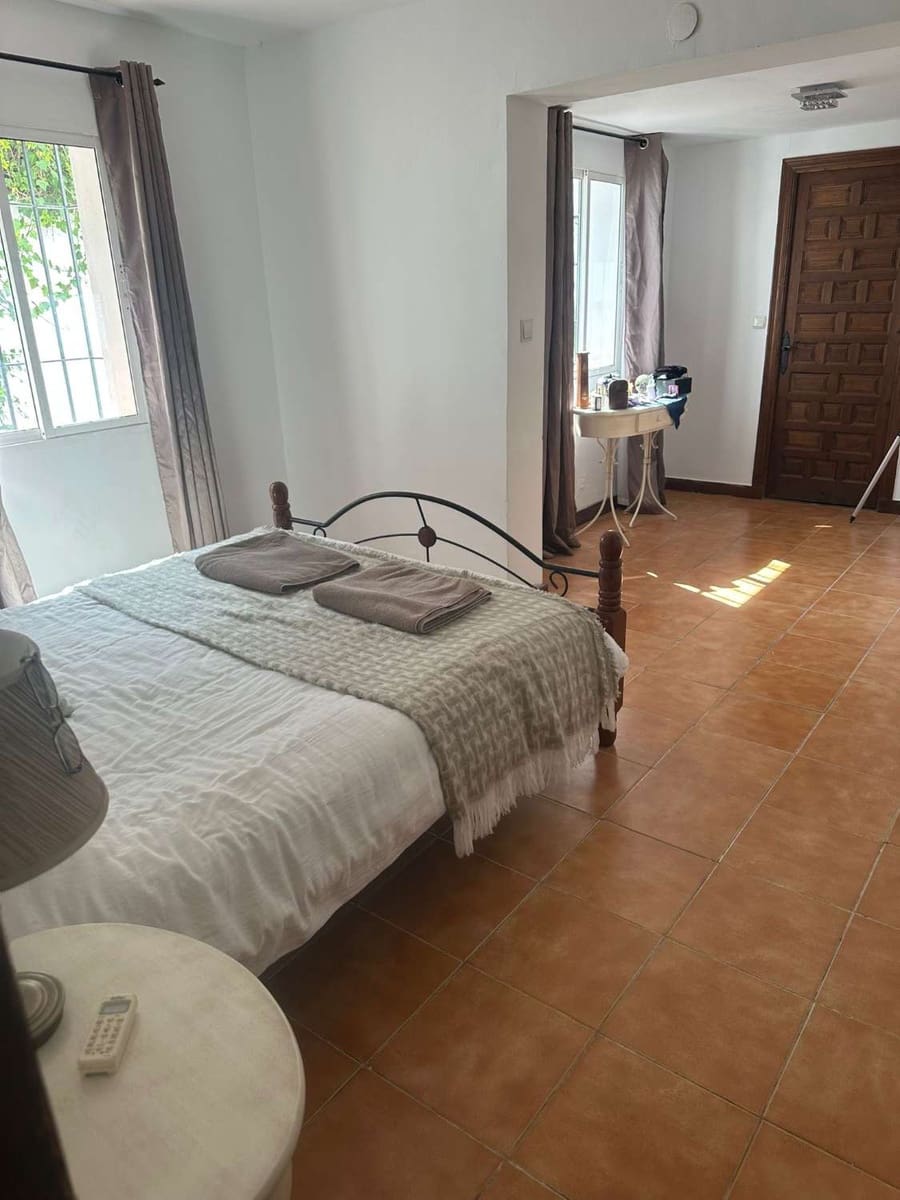 11 sypialnia Finka/Dom wiejski na sprzedaż w Alhaurin el Grande z basenem - 950 000 € (Ref: 8157836)