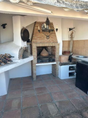 11 soverom Finca/Herregård til salgs i Alhaurín el Grande med svømmebasseng - € 950 000 (Ref: 8157836)