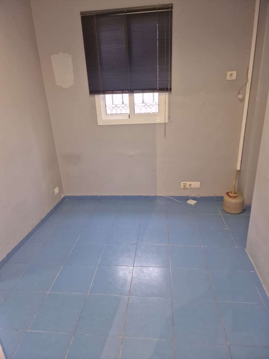 Comercial para venda em Alhaurin de la Torre - 240 000 € (Ref: 8187261)