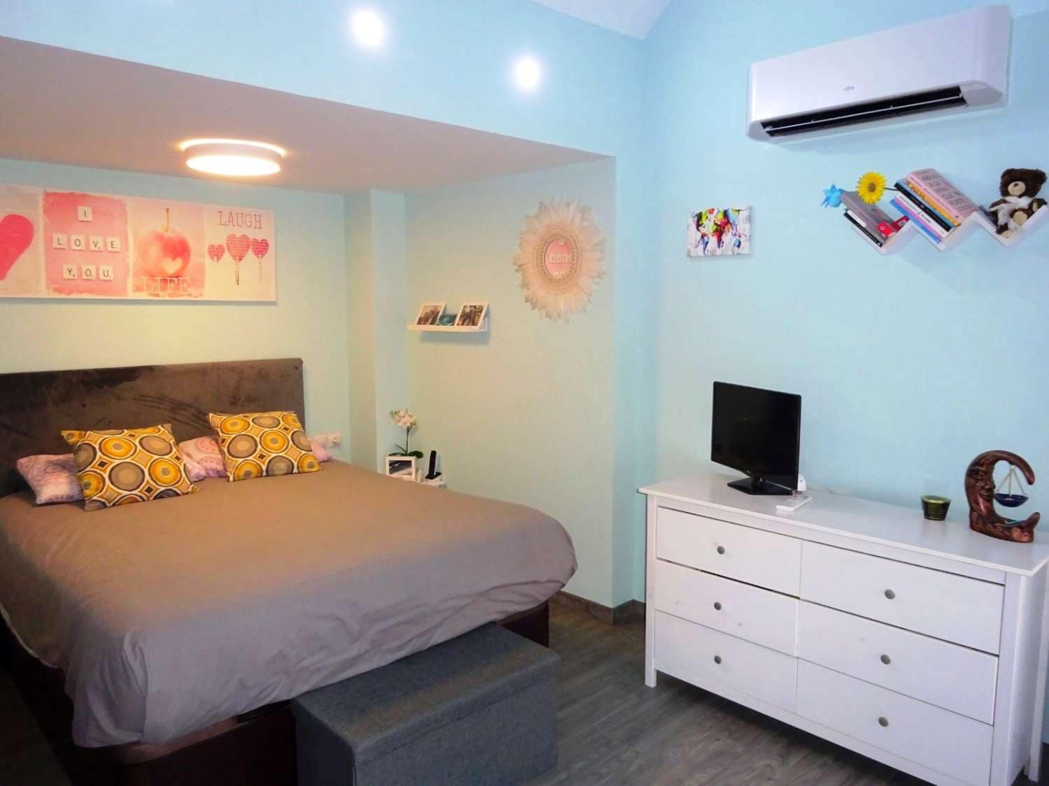 8 quarto Moradia para venda em Alhaurin de la Torre com piscina - 910 000 € (Ref: 8373099)